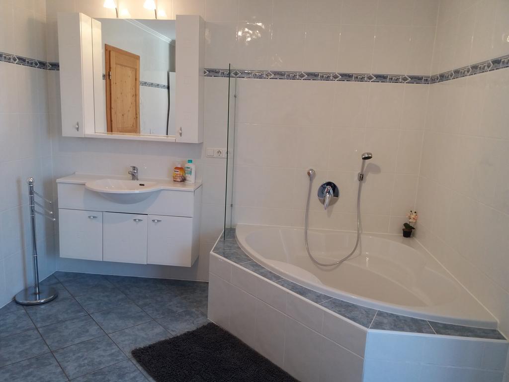 Ferienwohnung Mit Bergblick Unterammergau Esterno foto